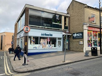 Plus de détails pour 34 Oxford St, Harrogate - Local commercial à louer