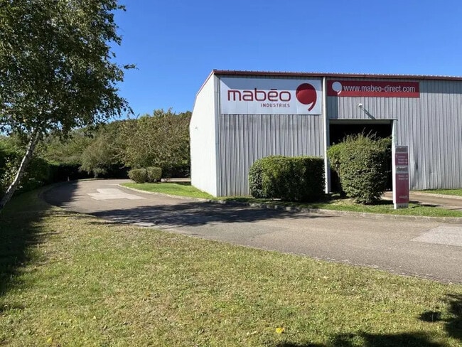 Plus de détails pour 6 Avenue Jean Rostand, Trappes - Local d’activités à vendre