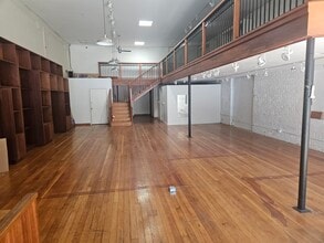260 N Petaluma Blvd, Petaluma, CA à louer Photo intérieure– Image 2 sur 5