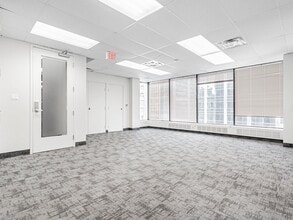 10 King St E, Toronto, ON à louer Photo intérieure– Image 1 sur 7