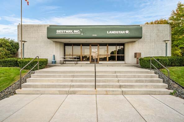 1201 S Concord St S, South Saint Paul, MN à vendre - Photo de l’immeuble – Image 2 sur 6