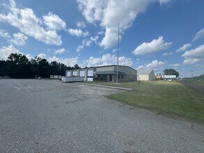 21330 Blue Star Hwy, Jarratt, VA à louer Photo intérieure– Image 1 sur 3