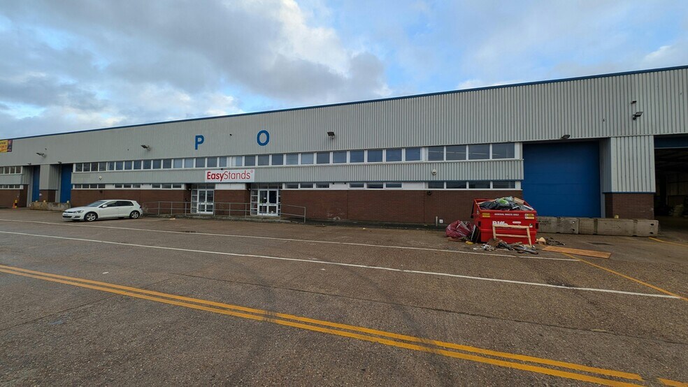 Brunel Rd, Totton à louer - Photo de l’immeuble – Image 2 sur 17