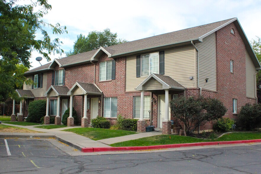 1115-1145 N Main St, Bountiful, UT à vendre - Photo principale – Image 1 sur 17