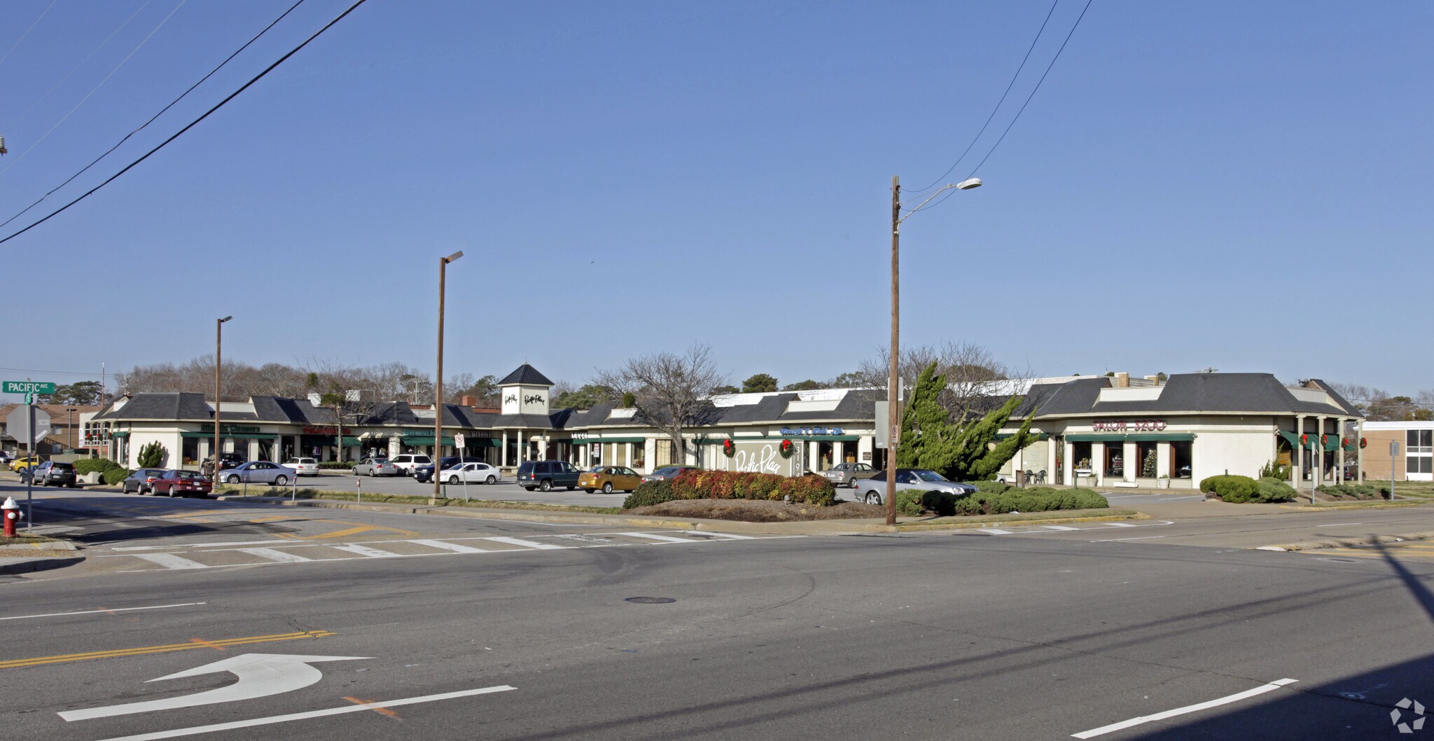 3198-3200 Pacific Avenue, Virginia Beach portefeuille de 2 biens à vendre sur LoopNet.fr Photo principale– Image 1 sur 3