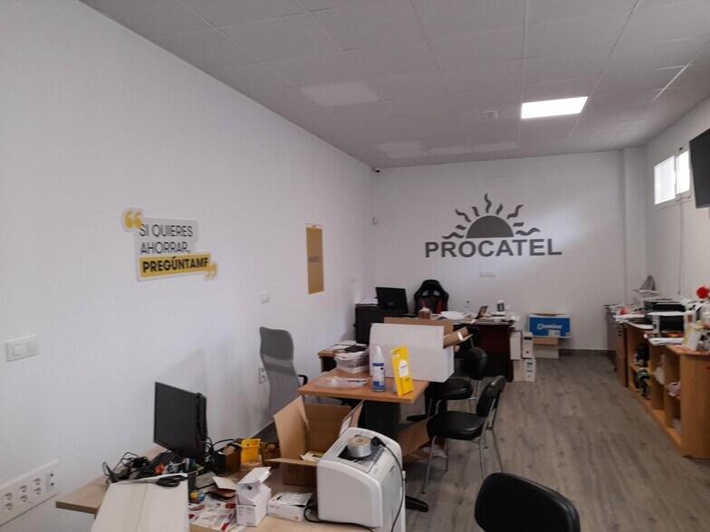 Local commercial dans Cáceres, Cáceres à vendre - Photo de l’immeuble – Image 1 sur 11
