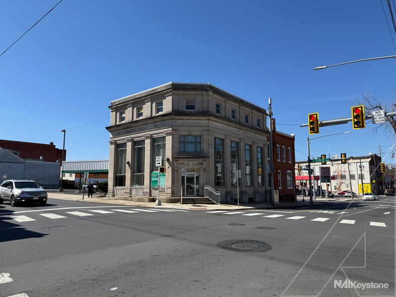 936 N 9th St, Reading, PA à vendre - Photo de l’immeuble – Image 2 sur 10