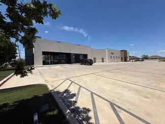 Plus de détails pour 110 Willow Oak, Laredo, TX - Spécialisé à vendre