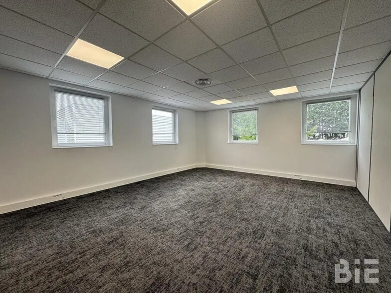 Bureau dans Mérignac à louer - Photo intérieure – Image 3 sur 6