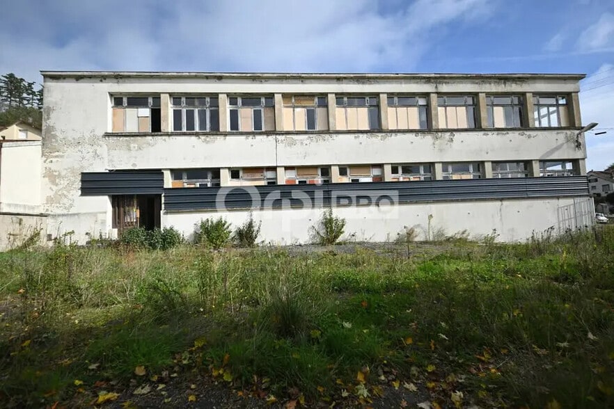 Bureau dans Le Creusot à vendre - Photo de l’immeuble – Image 2 sur 10