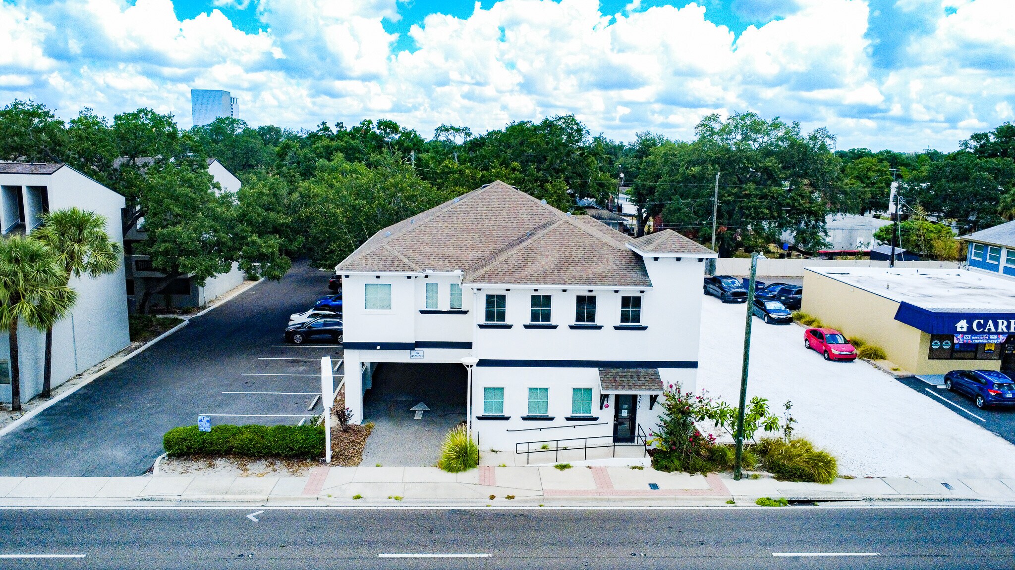 3321 W Kennedy Blvd, Tampa, FL à louer Photo intérieure– Image 1 sur 11