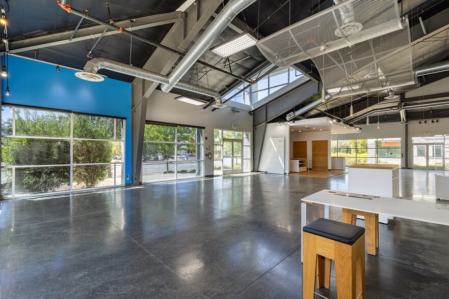 800 American Way, Windsor, CA à louer - Photo intérieure – Image 3 sur 37