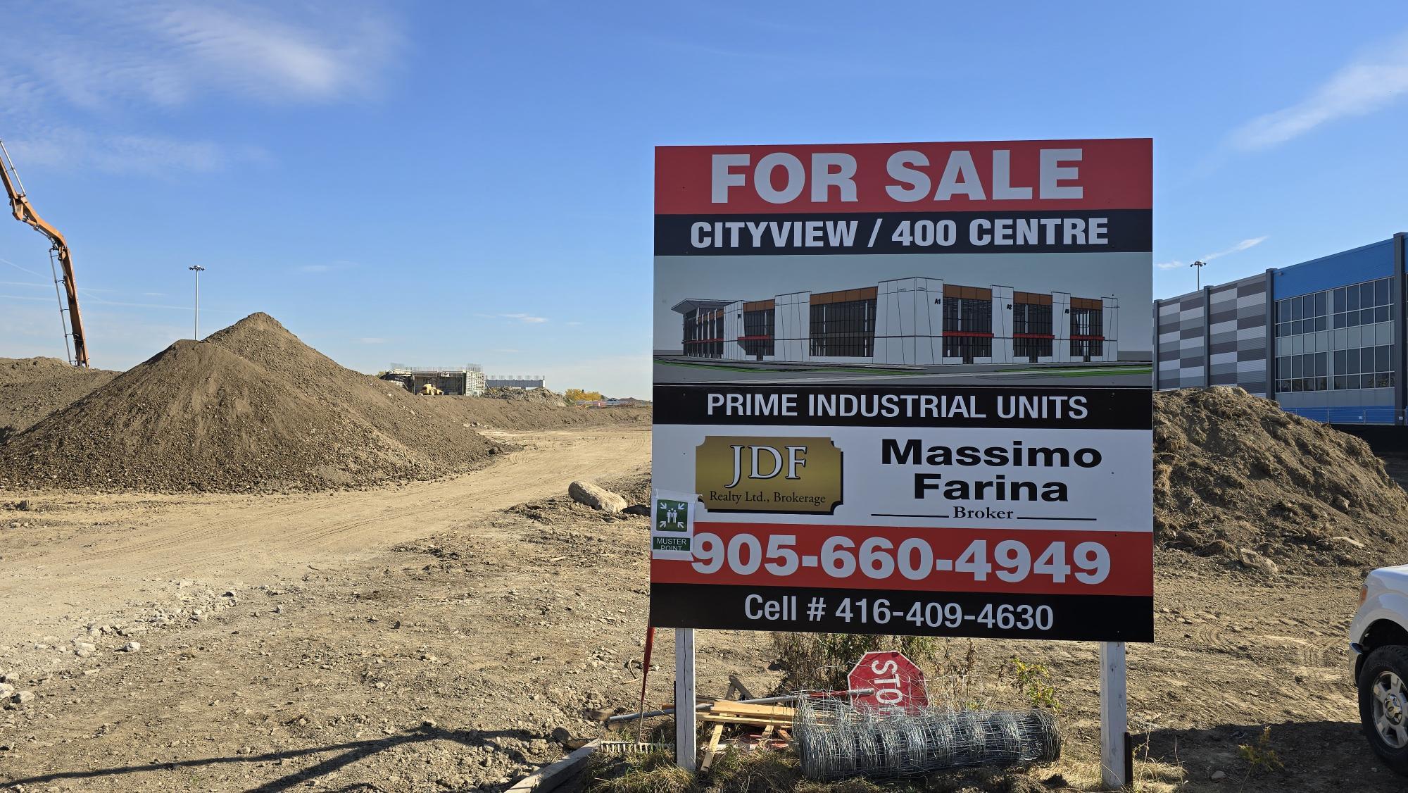 435 Cityview Blvd, Vaughan, ON à vendre Photo de l’immeuble– Image 1 sur 12