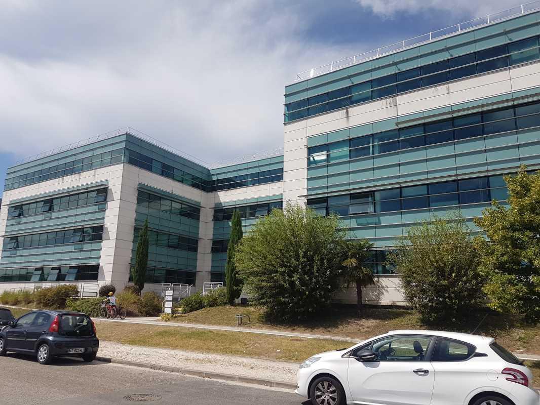 Bureau dans Mérignac à louer Photo de l’immeuble– Image 1 sur 9