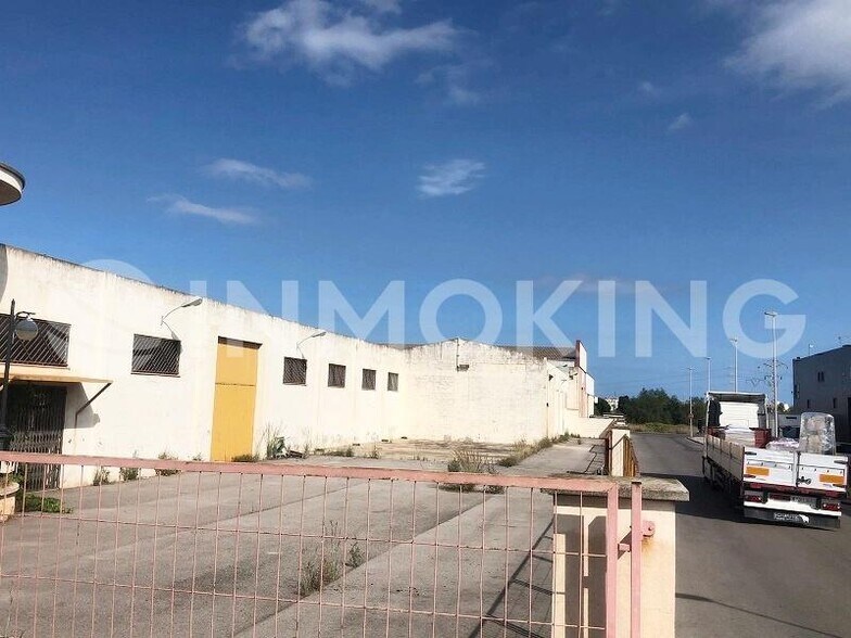 Industriel/Logistique dans Castelló de la Plana, Castellón à vendre - Photo de l’immeuble – Image 2 sur 10