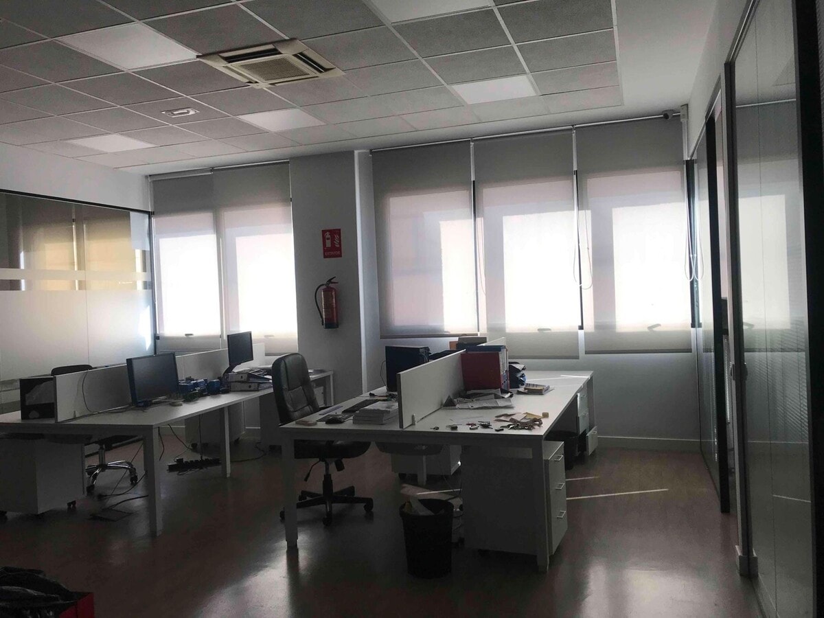 Madrid, MAD 28044 - - - Photo intérieure - Image 1 of 6