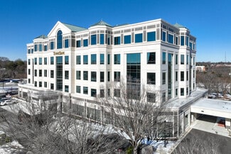 Plus de détails pour 628 Green Valley Rd, Greensboro, NC - Bureau à louer