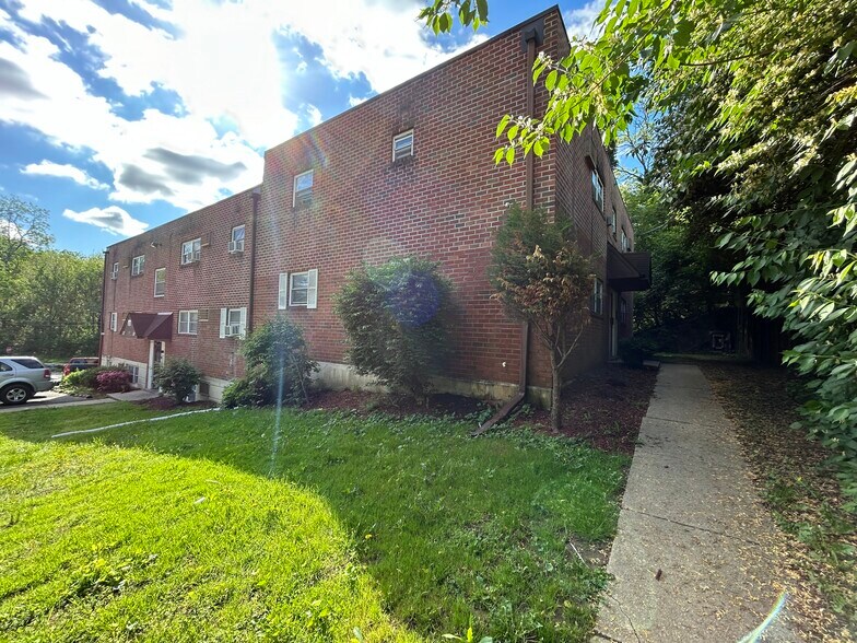 6500 Marshall Rd, Upper Darby, PA à vendre - Photo de l’immeuble – Image 3 sur 6
