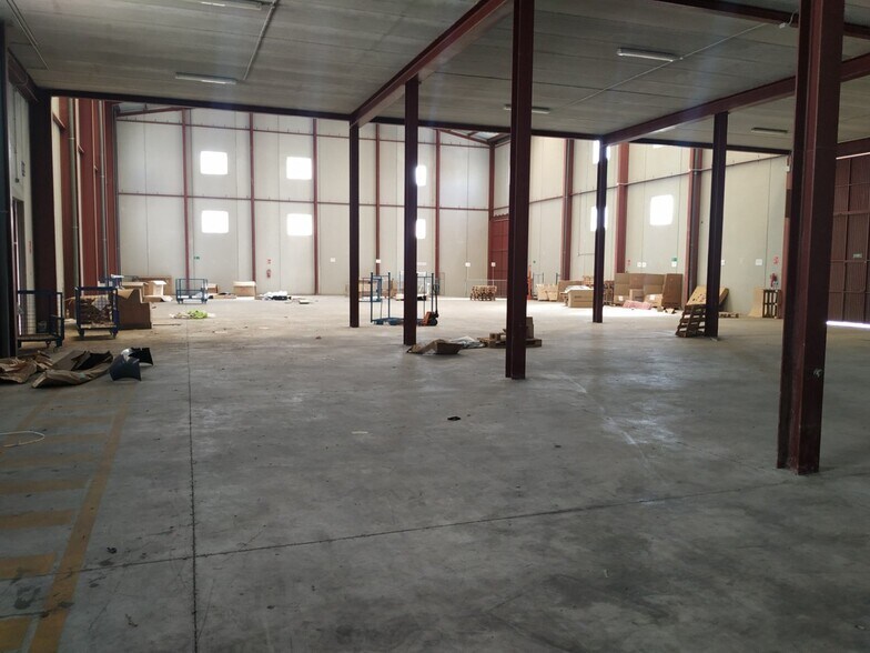 Industriel/Logistique dans Aspe, Alicante à vendre - Photo de l’immeuble – Image 3 sur 11