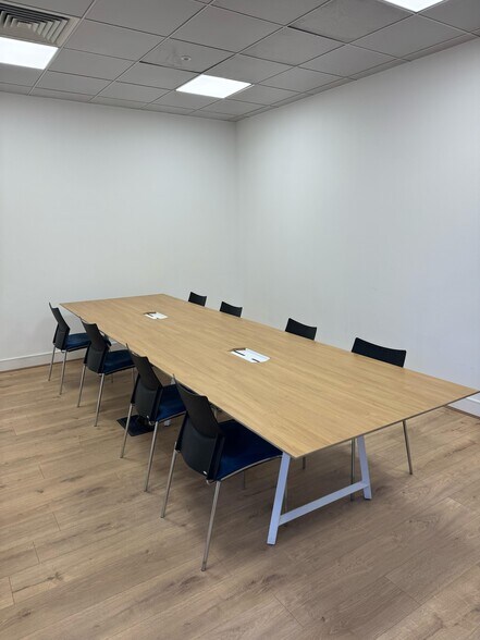 5-6 Cranwood St, Londres à louer - Photo intérieure – Image 3 sur 9