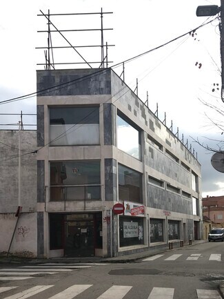 Plus de détails pour Local commercial à vendre