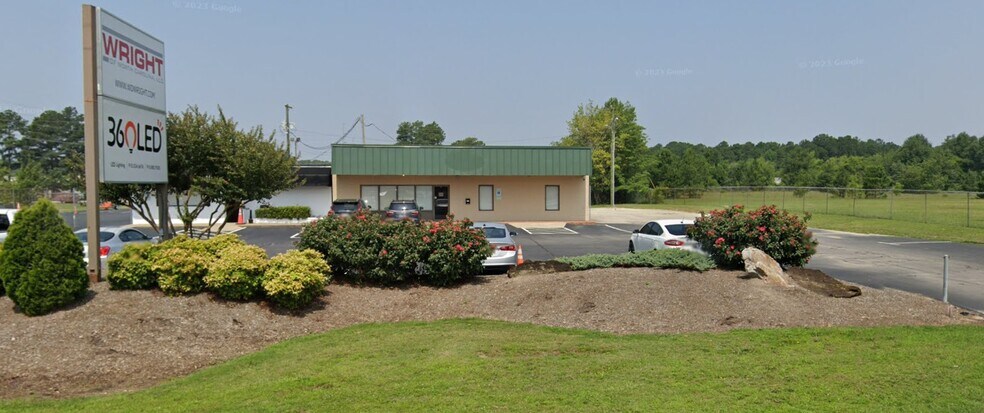 2978 Gillespie St, Fayetteville, NC à louer - Photo principale – Image 1 sur 25