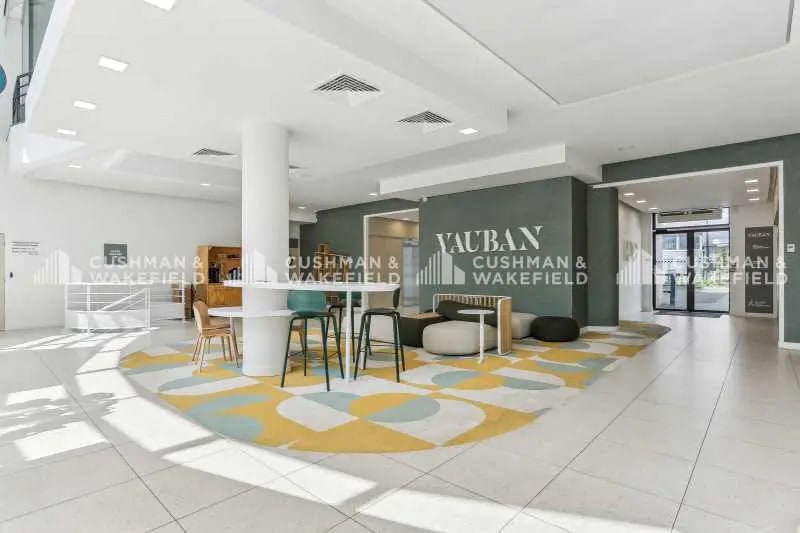 17 Rue Paul Dautier, Vélizy-Villacoublay à louer - Photo de l’immeuble – Image 3 sur 11