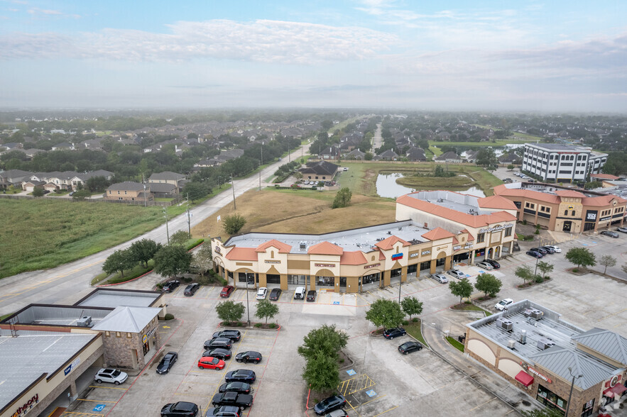 9515 W Broadway St, Pearland, TX à louer - Aérien – Image 1 sur 4