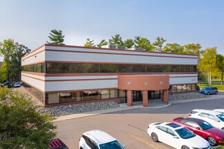 Plus de détails pour 4650 S Hagadorn Rd, East Lansing, MI - Bureau à louer