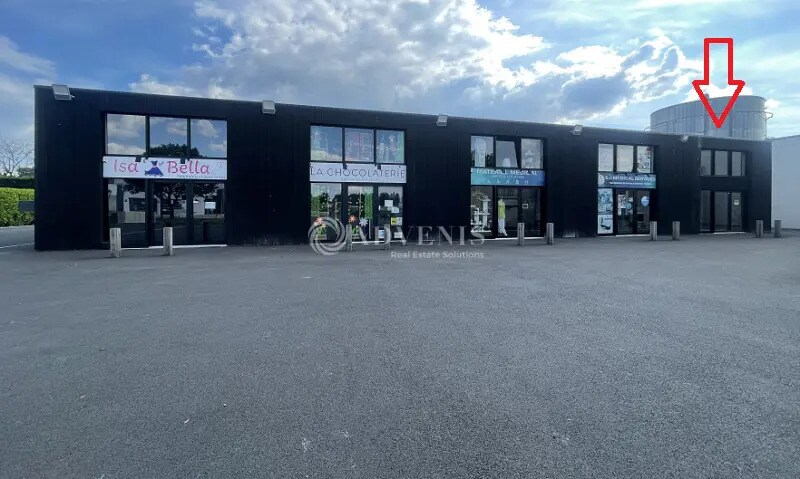 Local commercial dans Gémozac à louer - Photo de l’immeuble – Image 1 sur 3