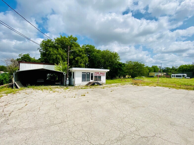 1750 S Business Ih 35, New Braunfels, TX à vendre - Photo de l’immeuble – Image 2 sur 12