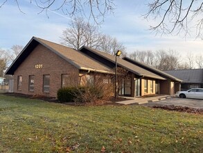 1201 N Post Rd, Indianapolis, IN à louer Photo intérieure– Image 1 sur 11