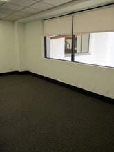 23603 Park Sorrento, Calabasas, CA à louer Photo intérieure– Image 2 sur 6