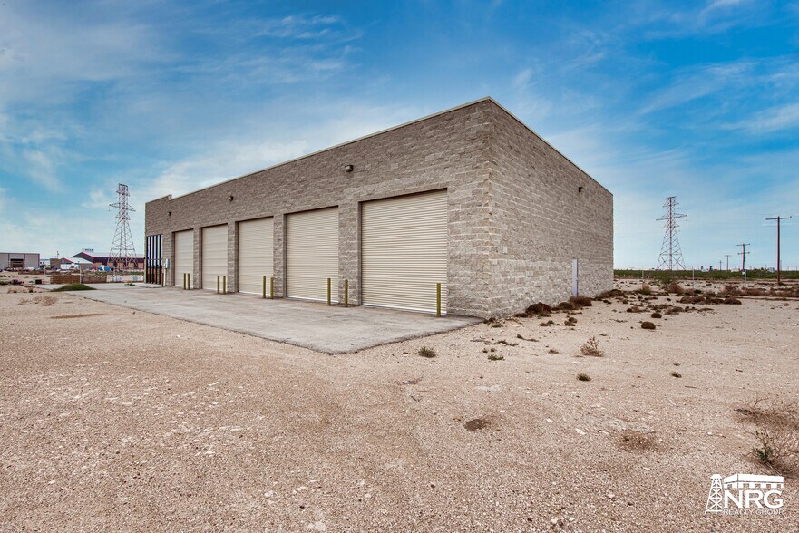 1881 S Redline Ave, Odessa, TX à vendre - Photo de l’immeuble – Image 3 sur 12