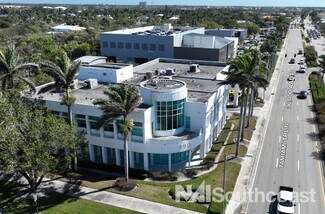 Plus de détails pour 990 Tamiami Trl N, Naples, FL - Bureau/Médical à louer