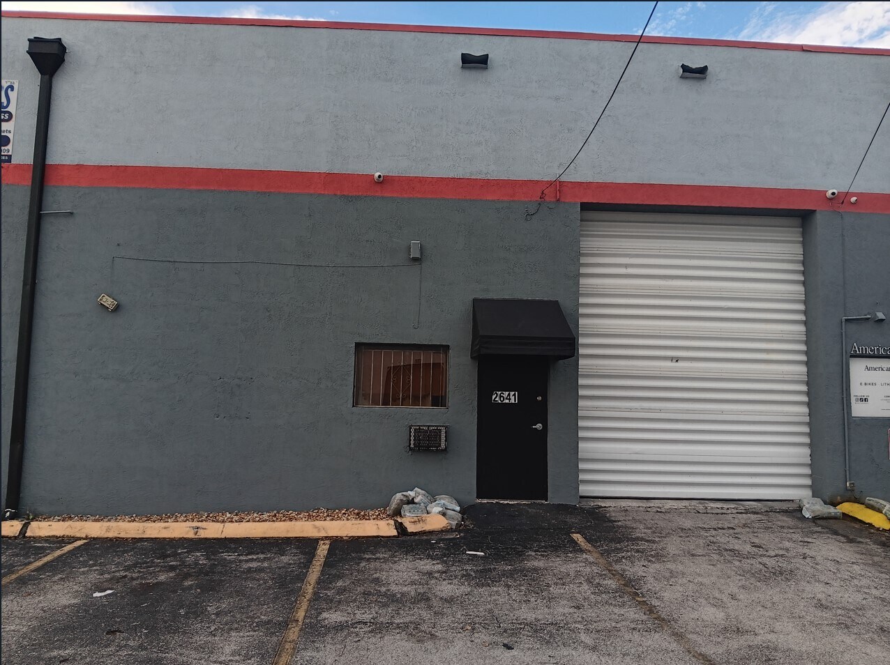 2649 S Park Rd, Hallandale, FL à louer Photo principale– Image 1 sur 2