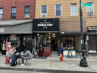 Plus de détails pour 186 Nassau Ave, Brooklyn, NY - Local commercial à louer