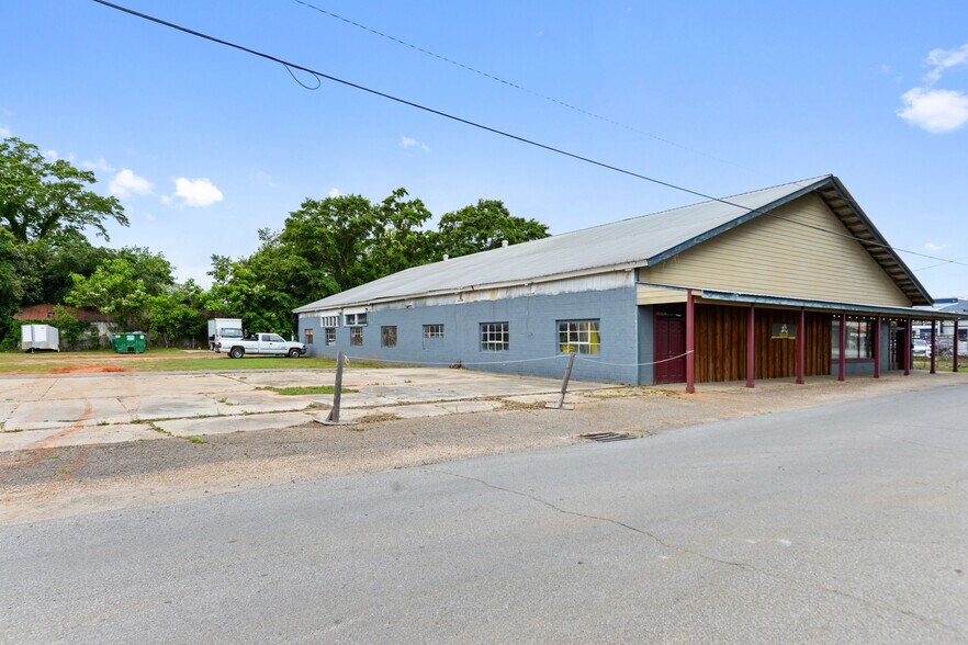 137 London St, Lucedale, MS à vendre - Photo de l’immeuble – Image 3 sur 30