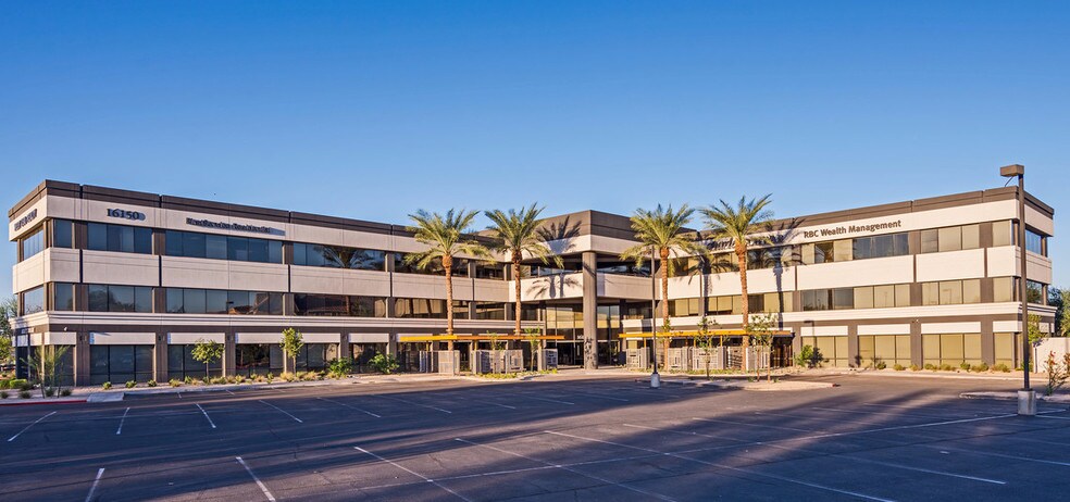 16150 N Arrowhead Fountains Ctr Dr, Peoria, AZ à louer - Photo de l’immeuble – Image 2 sur 9