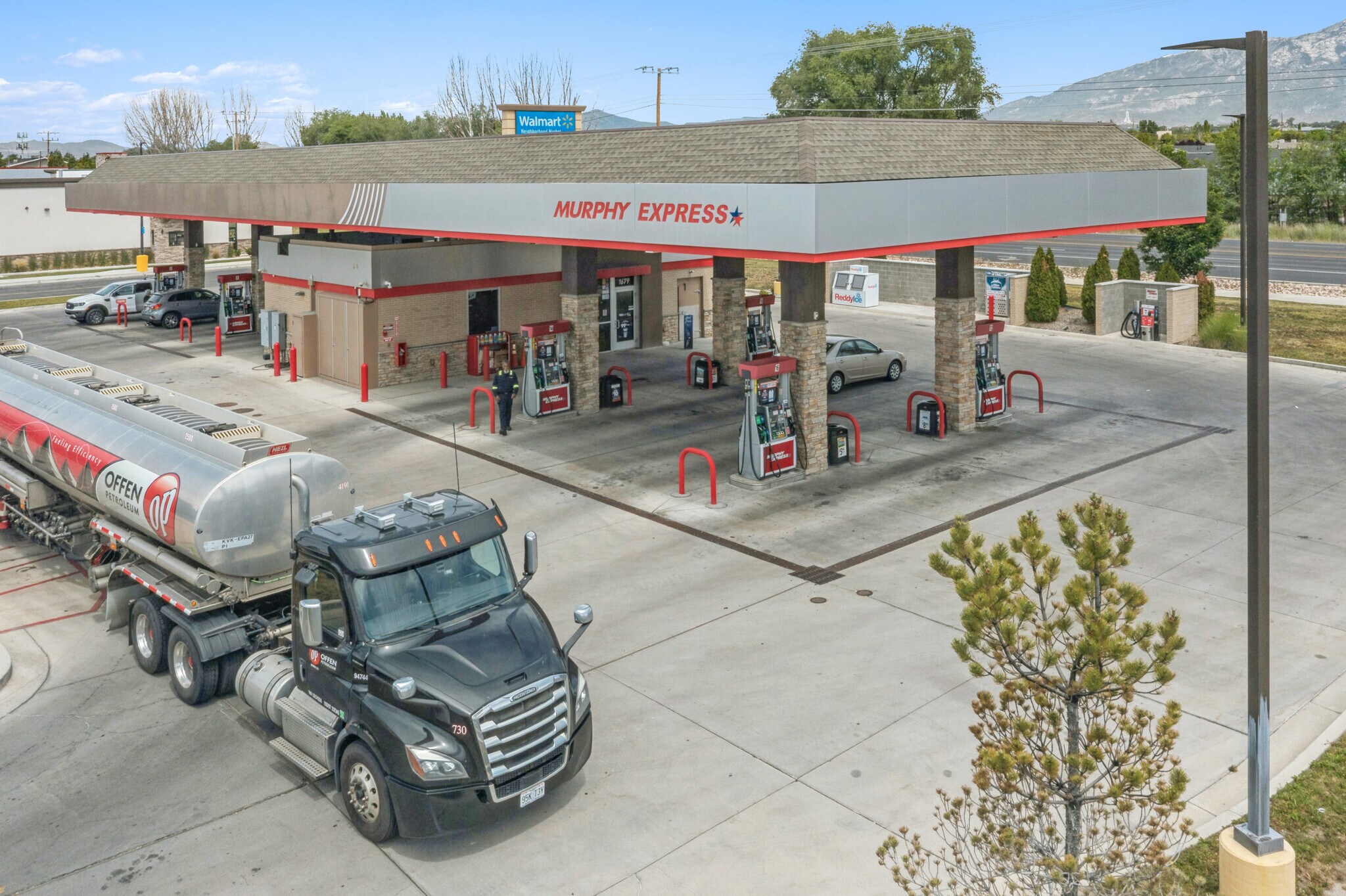 1679 West State St, Pleasant Grove, UT à vendre Photo de l’immeuble– Image 1 sur 7