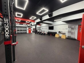 12 Bank St, Summit, NJ à louer Photo intérieure– Image 1 sur 3