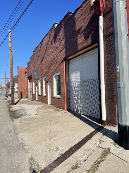 107 N College St, Lebanon, TN à louer - Photo de l’immeuble – Image 2 sur 14