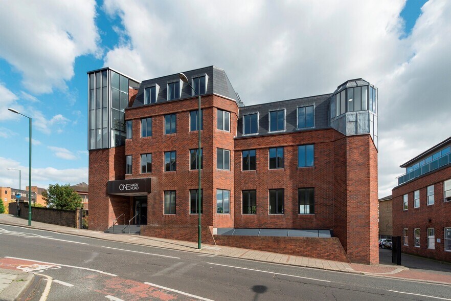 1 Park Rd, Teddington à louer - Photo de l’immeuble – Image 2 sur 20