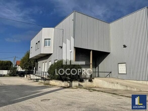 Local d’activités dans Aubagne à louer Photo de l’immeuble– Image 2 sur 9