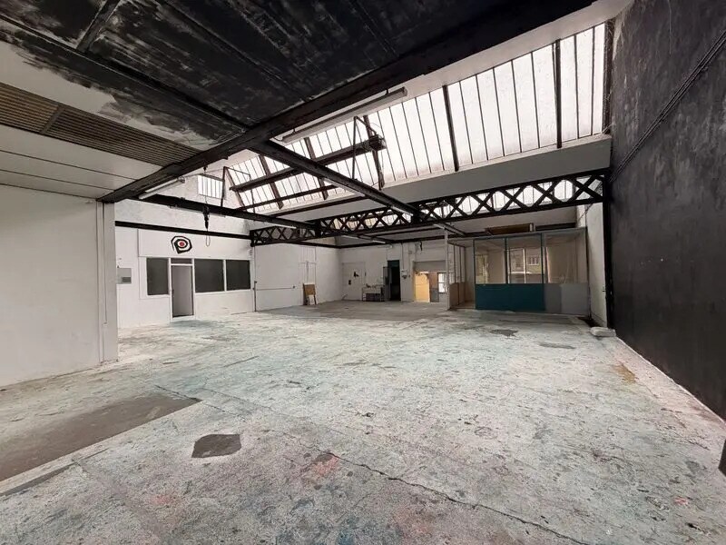 Local d’activités dans Rillieux-la-Pape à louer Photo de l’immeuble– Image 1 sur 15