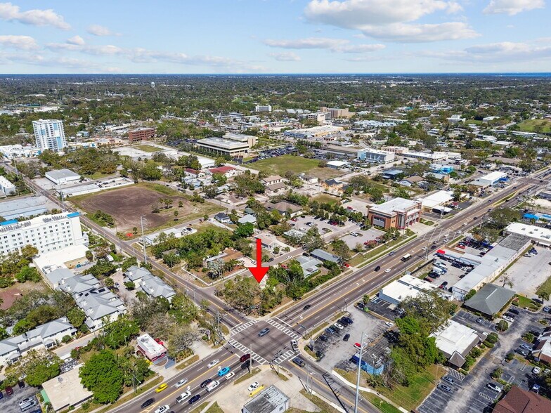 1107 Brownell St, Clearwater, FL à vendre - Photo de l’immeuble – Image 2 sur 14