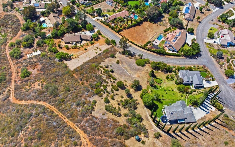 0 Cox Rd, San Marcos, CA à vendre - Aérien – Image 1 sur 4