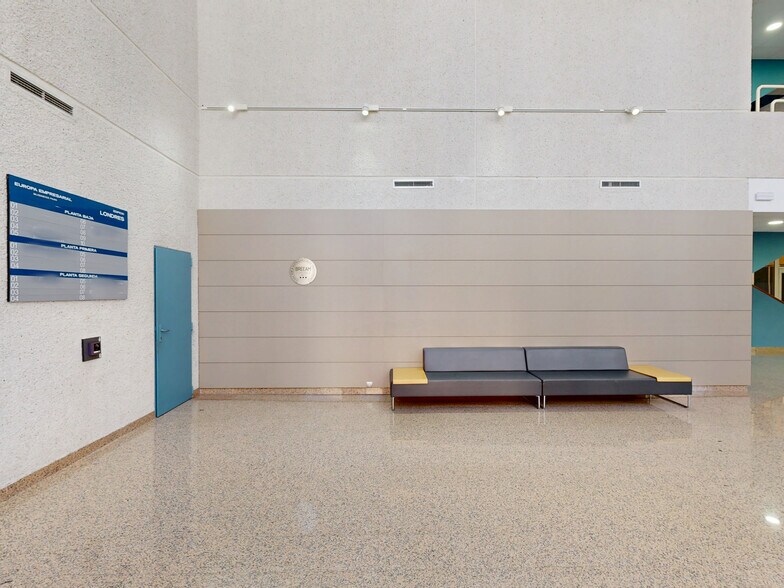 Calle Rozabella, 6, Las Rozas de Madrid, Madrid à louer - Numérisation 3D Matterport – Image 2 sur 31