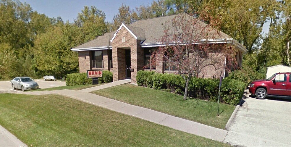 1540 Midland Ct NE, Cedar Rapids, IA à louer - Photo de l’immeuble – Image 2 sur 8