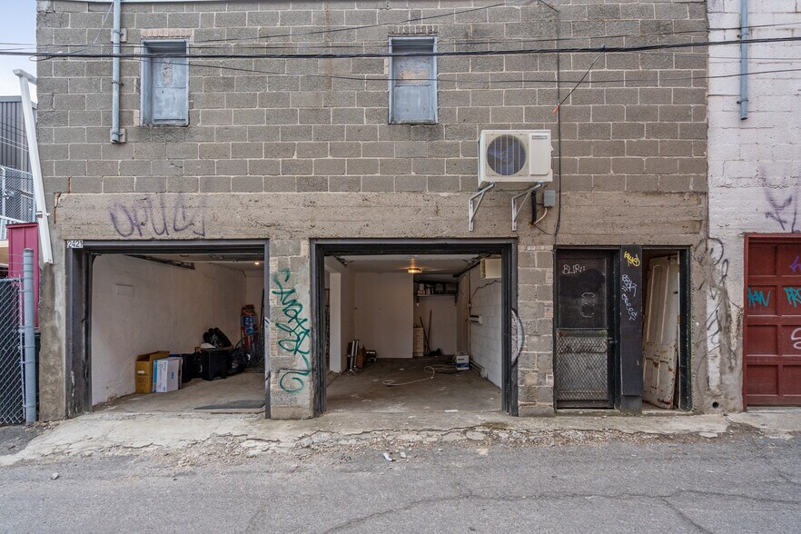 2421-2425 Rue Jolicoeur, Montréal, QC à vendre - Photo de l’immeuble – Image 3 sur 15